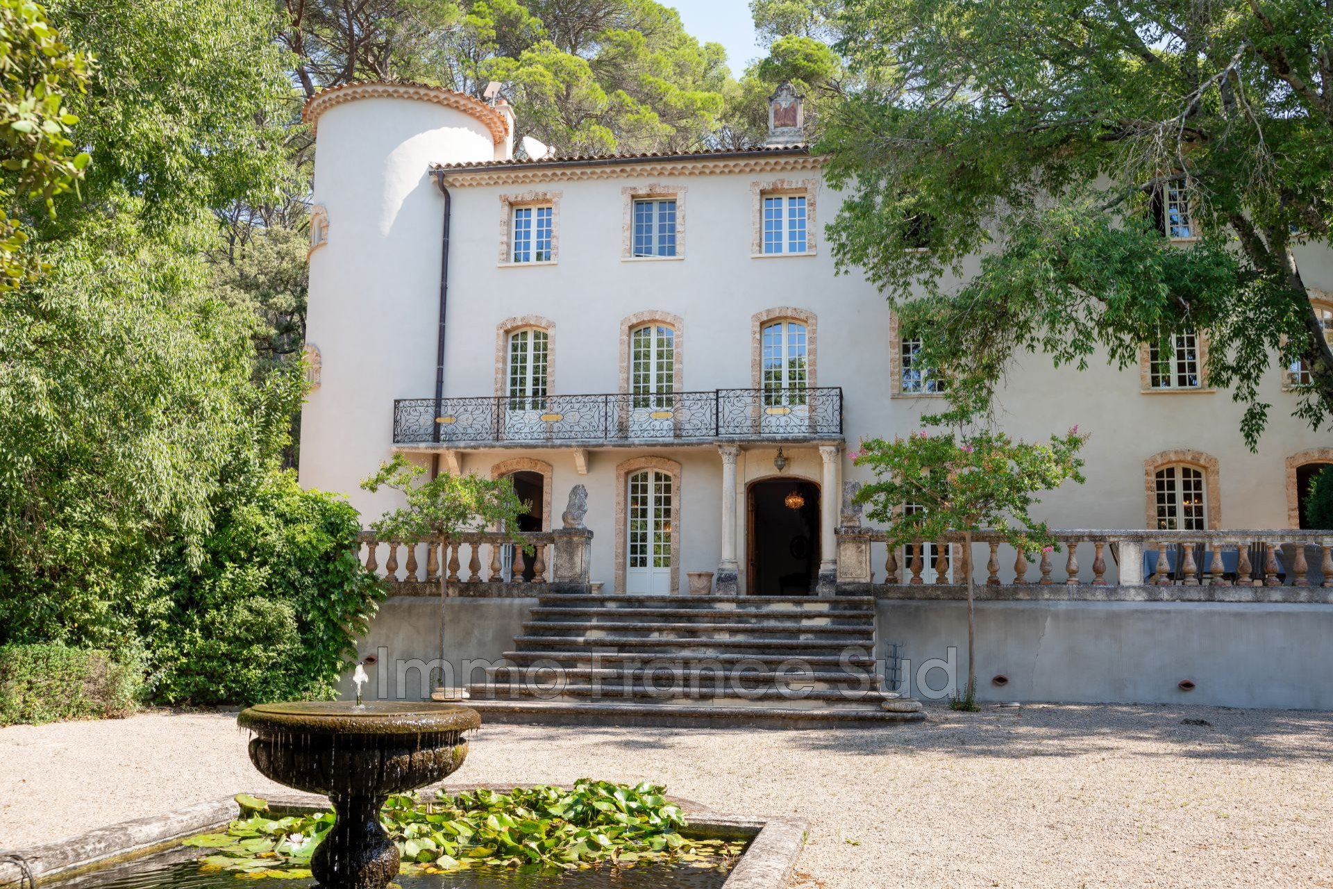 Maison à vendre, 717m², Lorgues