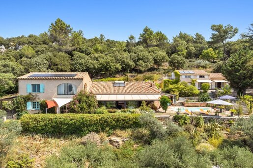 Maison 14 pièces 350 m² · à Tourtour · 350 m² · 1 150 000 €
