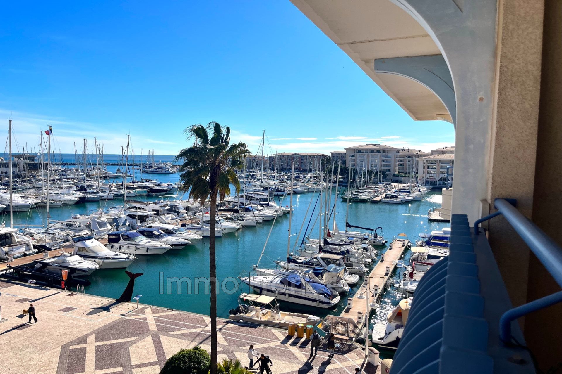 Appartement à vendre, 73m², Fréjus