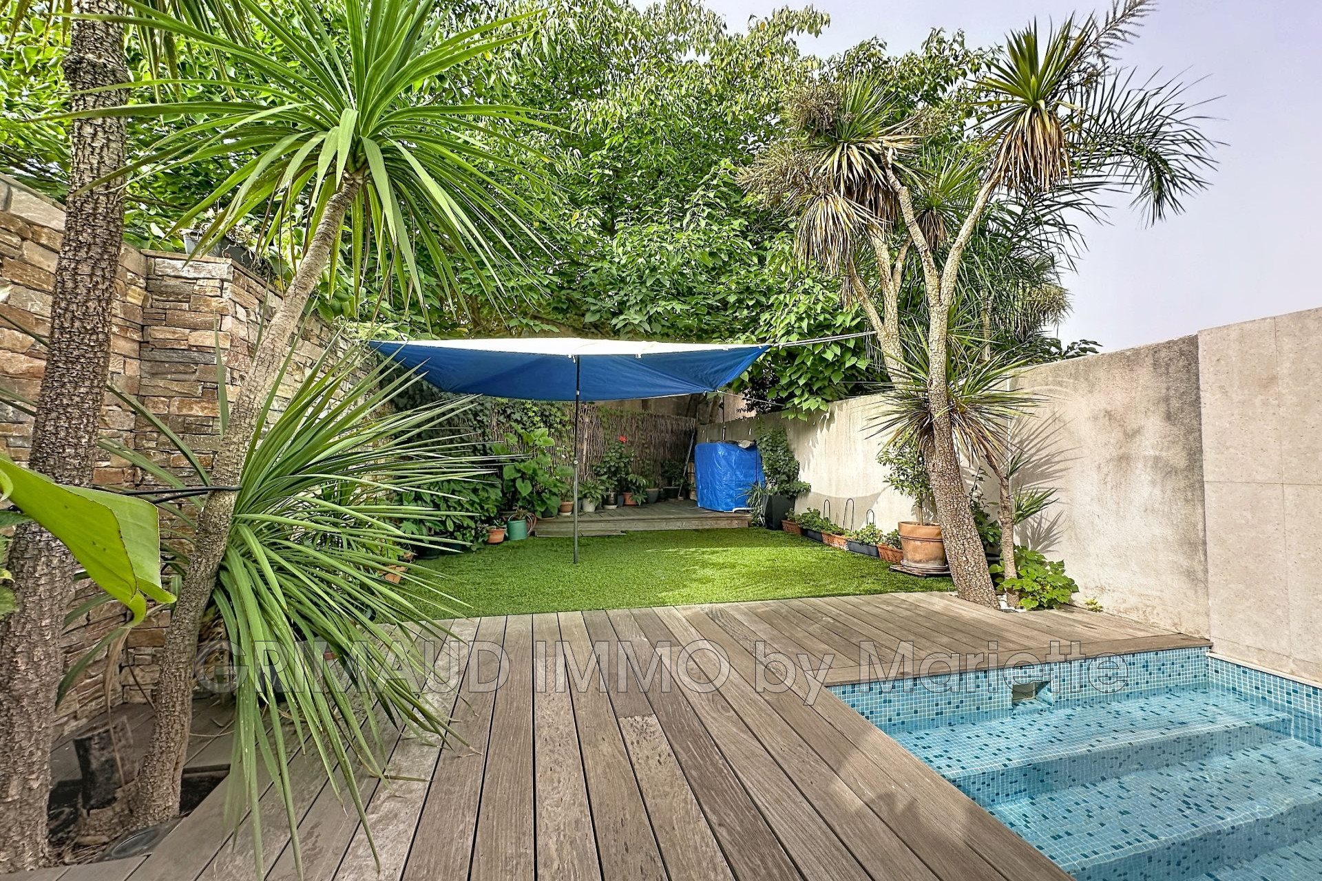 Maison à vendre, 137m², Cogolin