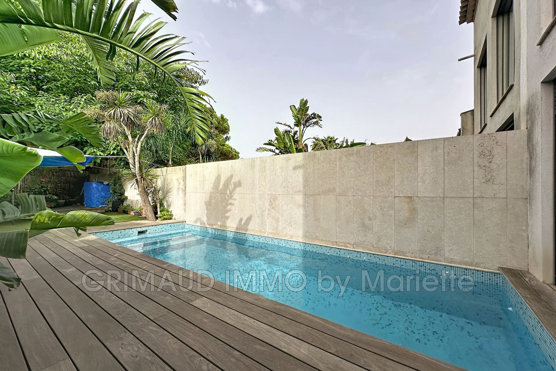 Maison à vendre, 137m², Cogolin