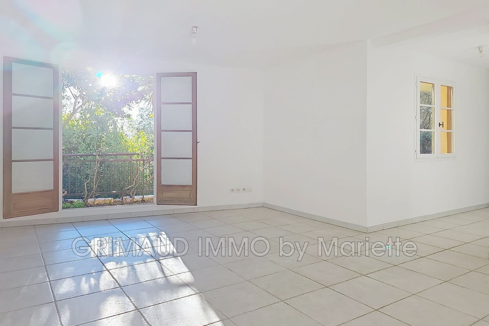 Appartement à vendre, 73m², Grimaud