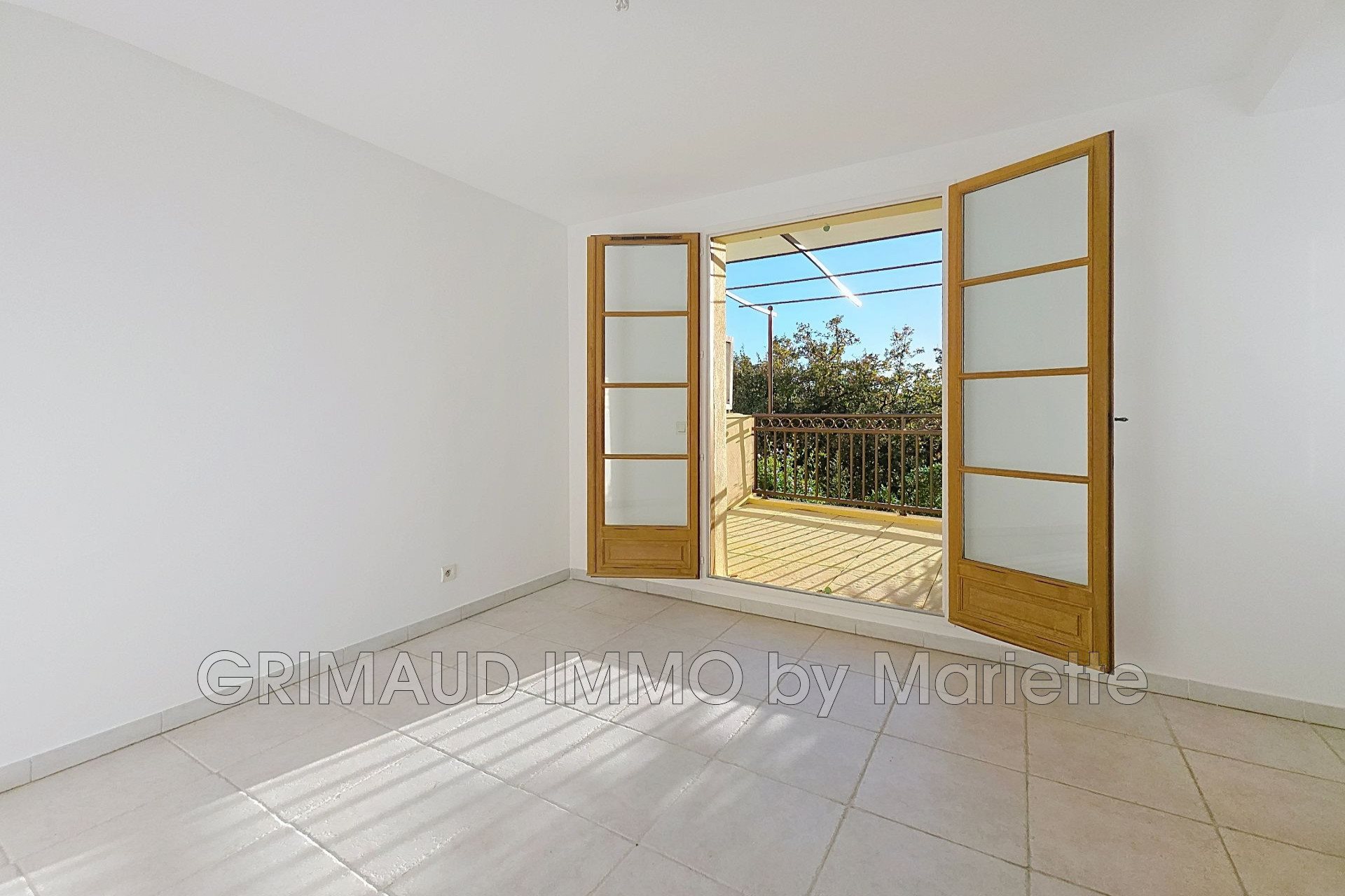 Appartement à vendre, 73m², Grimaud