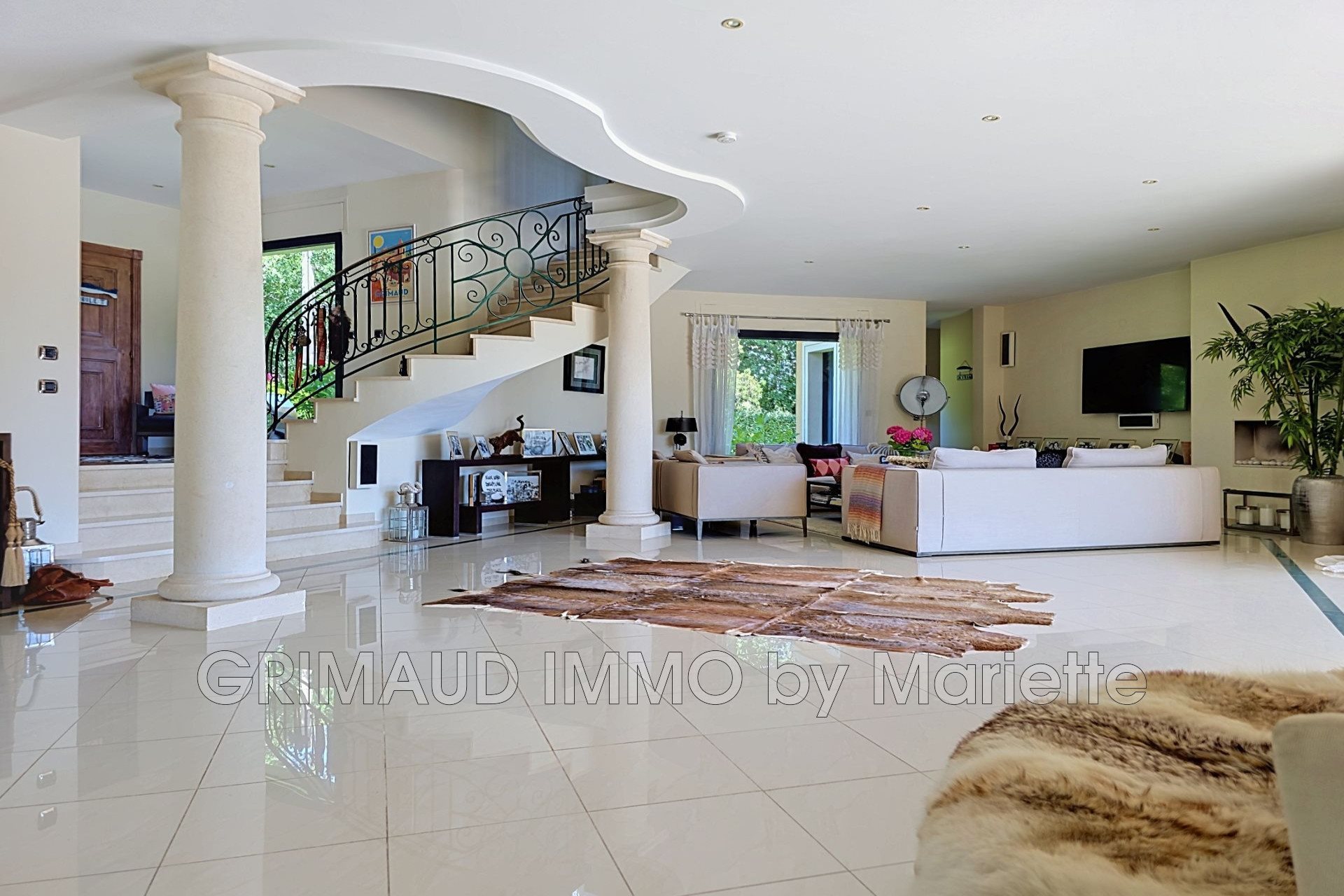 Maison à vendre, 275m², Grimaud