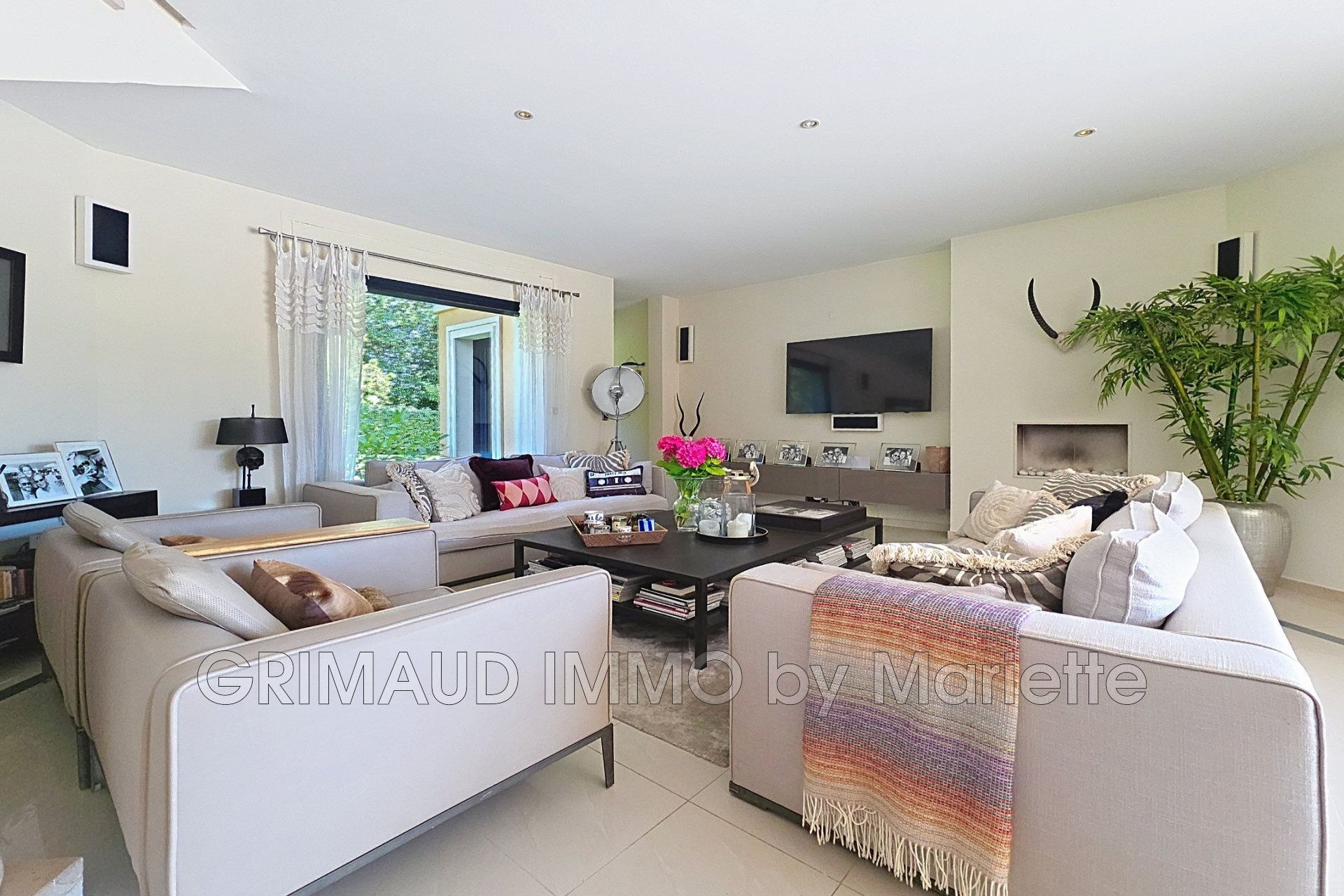 Maison à vendre, 275m², Grimaud