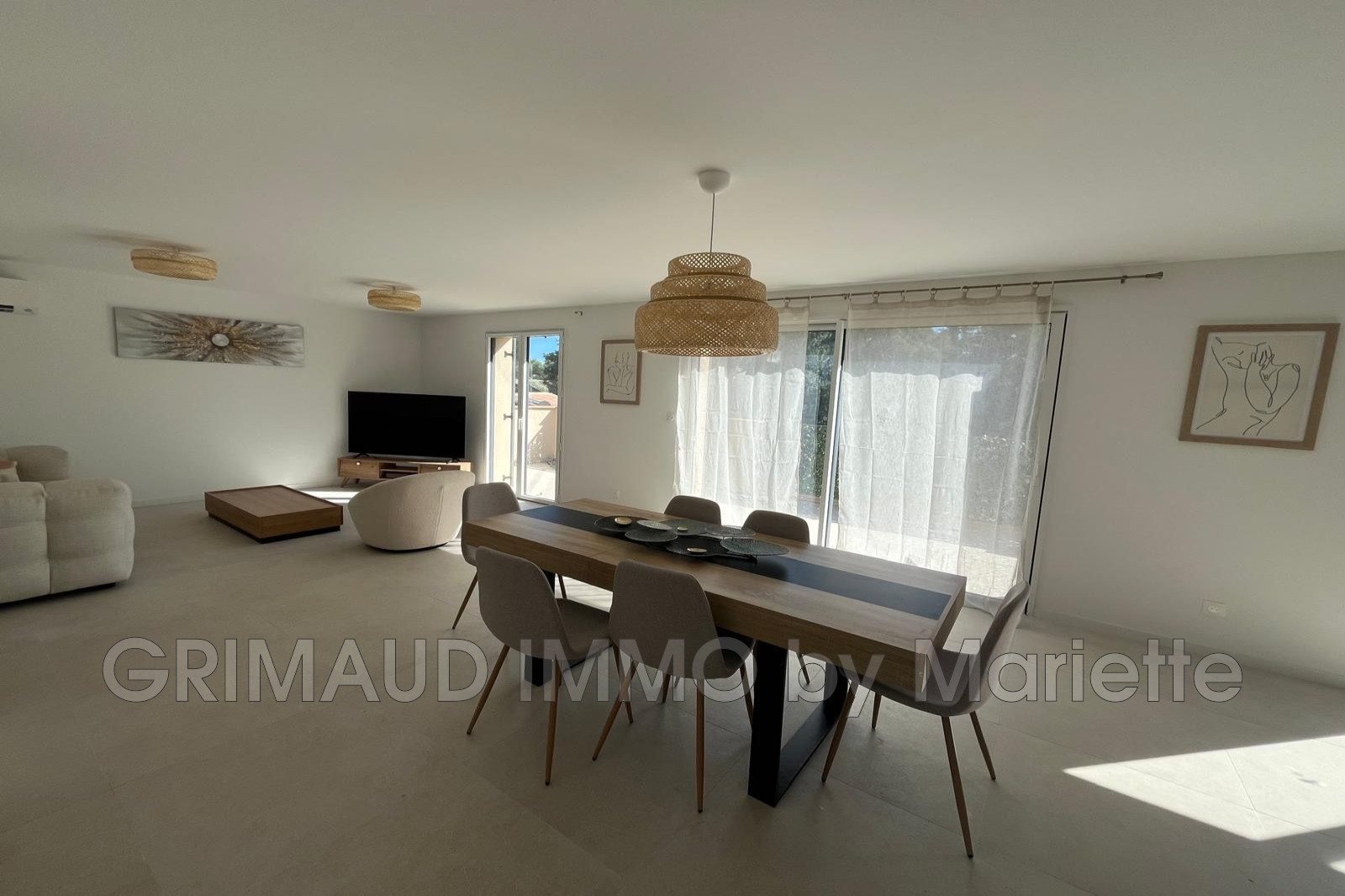 Appartement à vendre, 107m², Grimaud