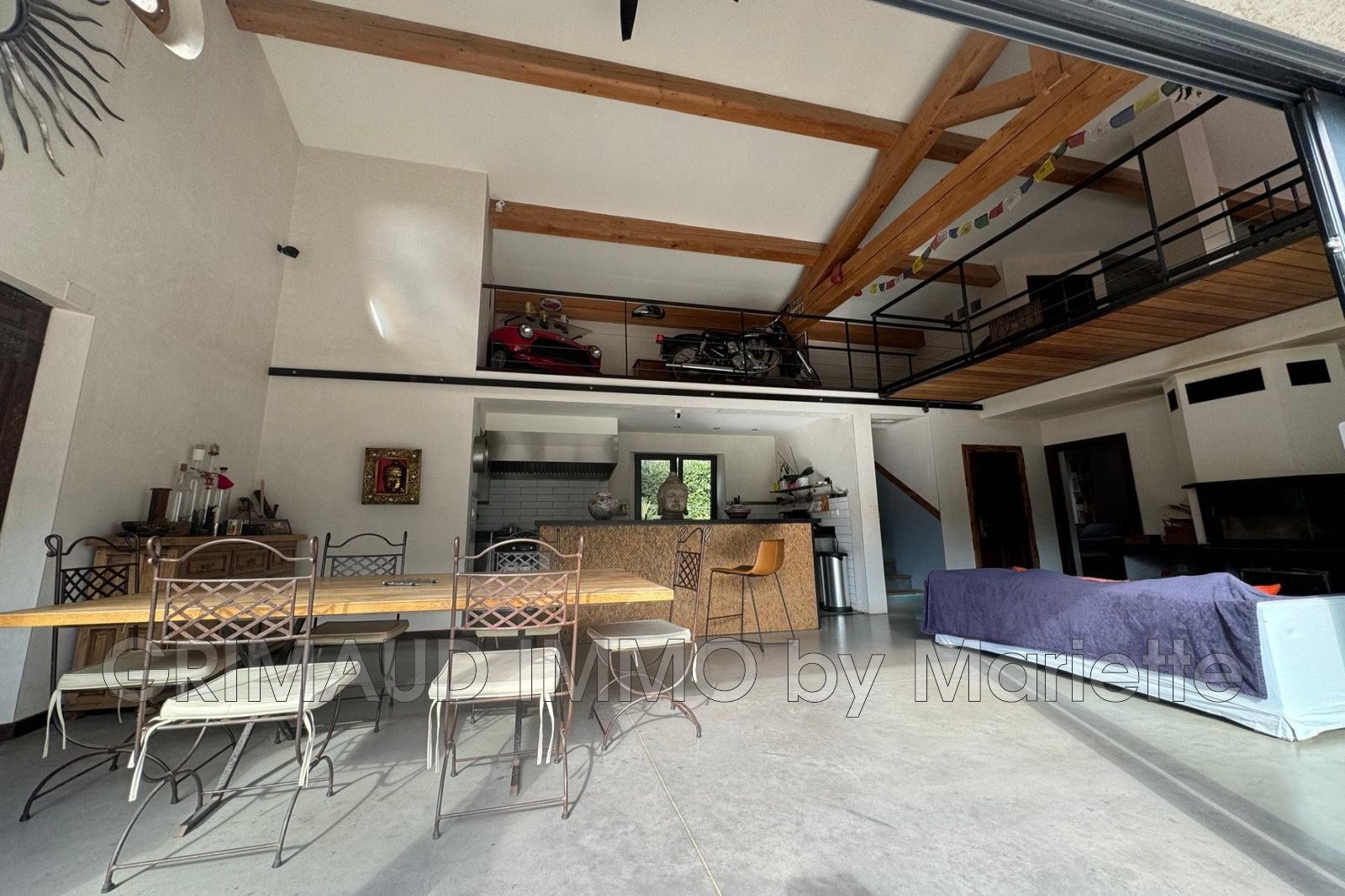 Maison à vendre, 360m², Grimaud