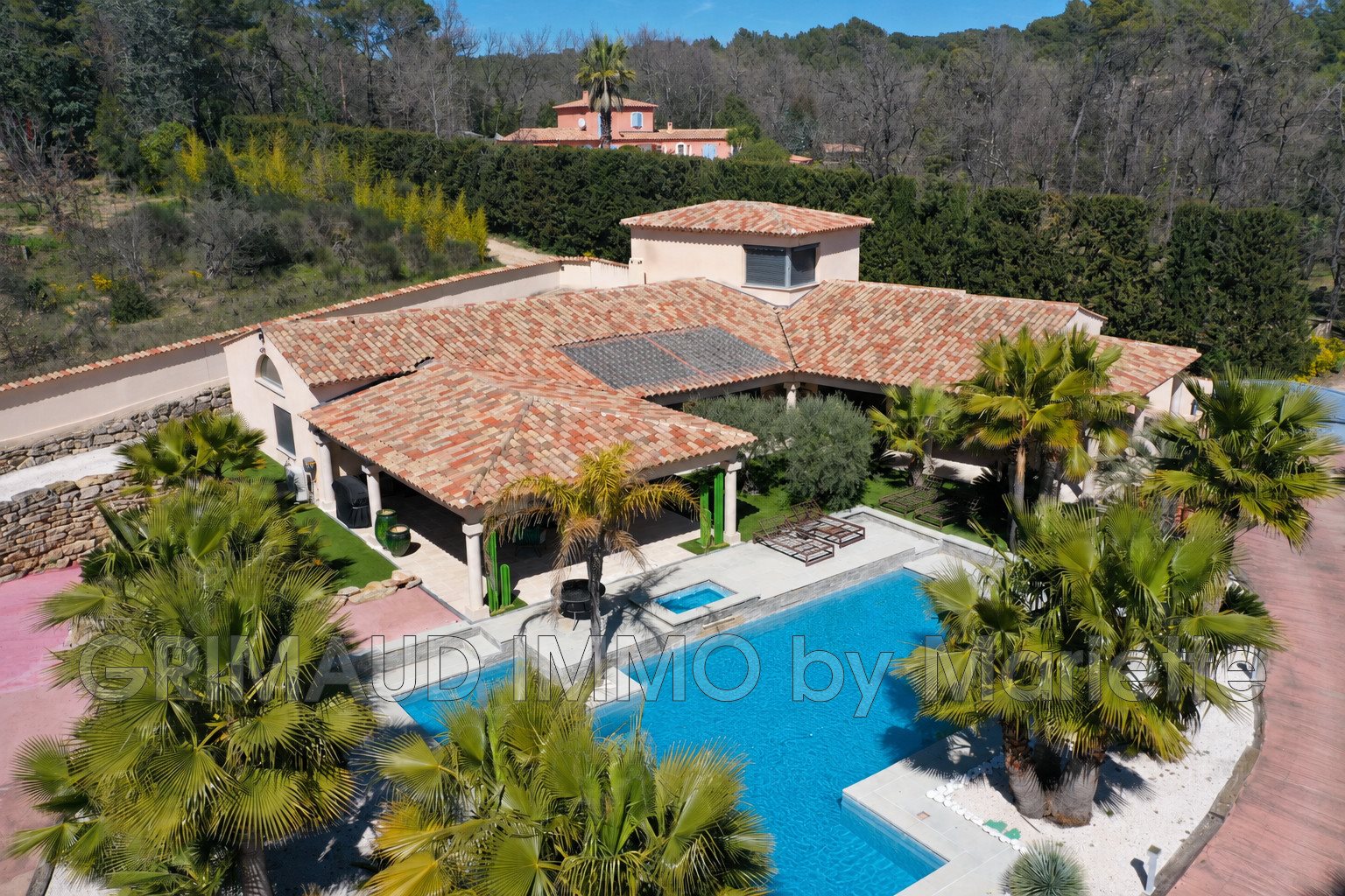 Maison à vendre, 250m², Lorgues