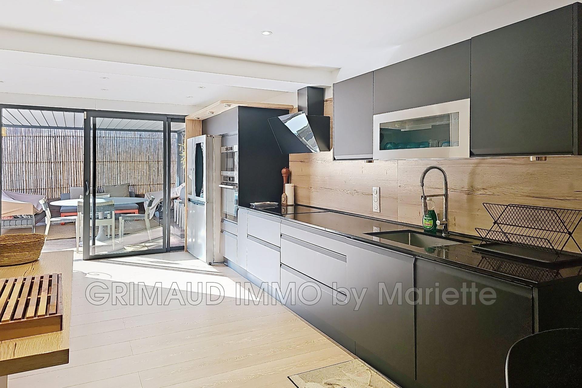 Maison à vendre, 74m², Grimaud