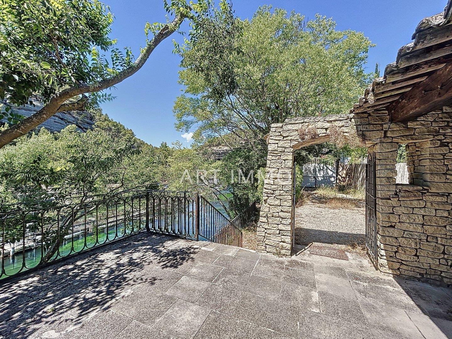 Maison à vendre, 123m², Fontaine-de-Vaucluse