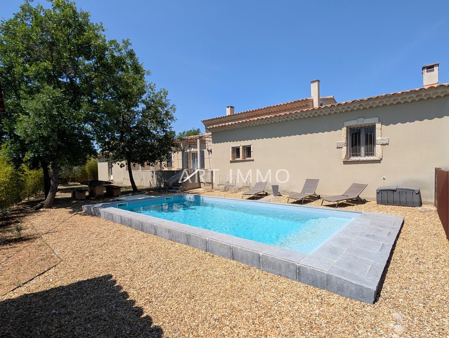 Maison à vendre, 228m², Saint-Saturnin-lès-Apt