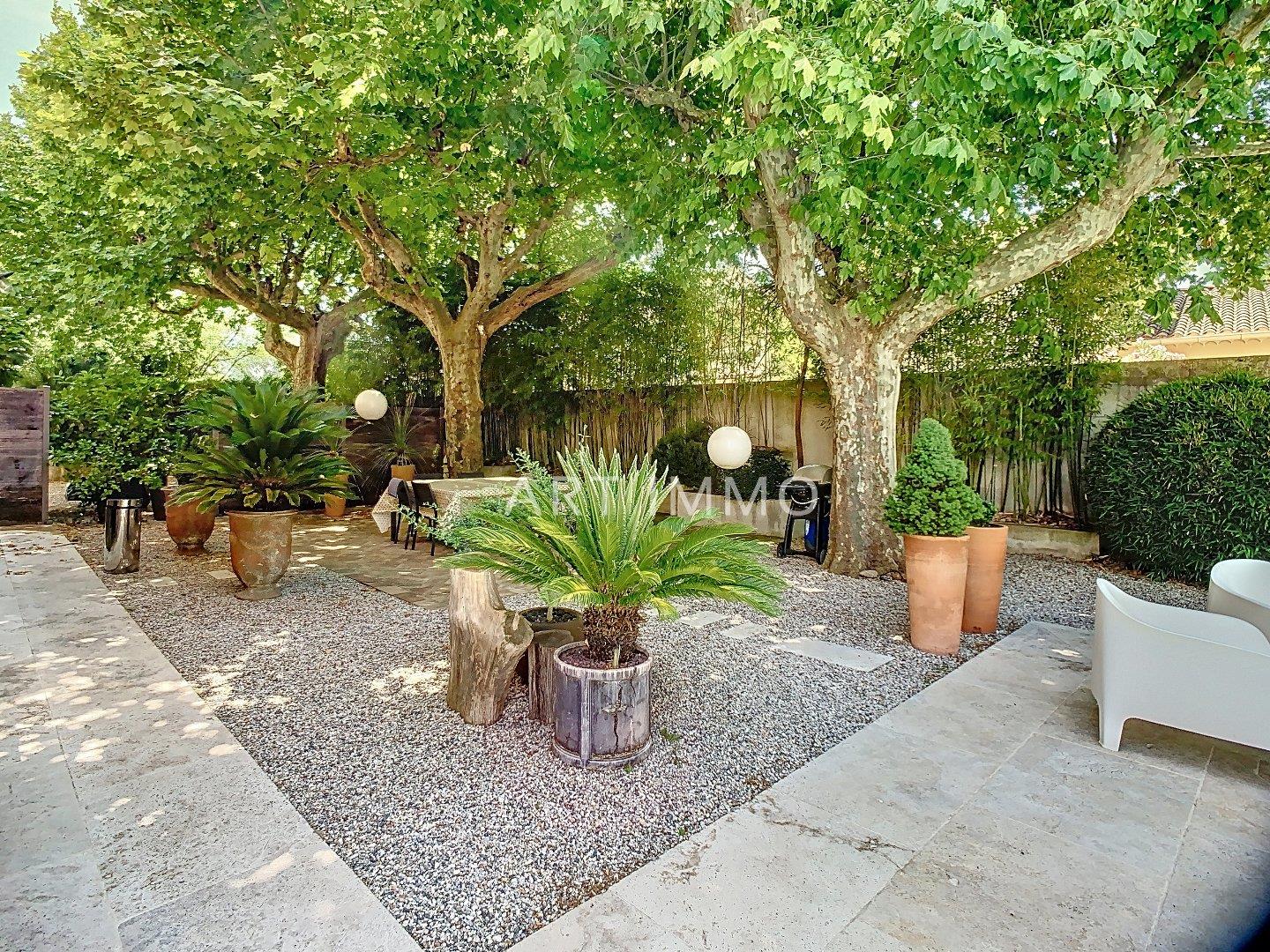 Maison à vendre, 180m², Caumont-sur-Durance