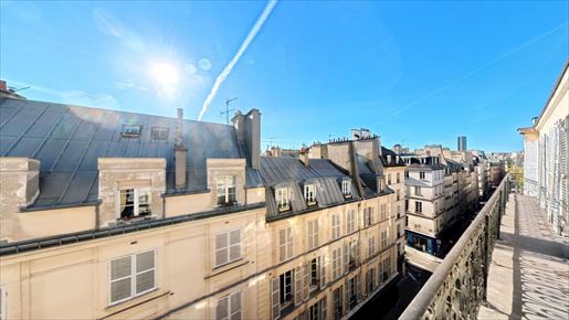 5 pièces 165 m² · à Paris 7ème · 165 m² · 4 120 000 €