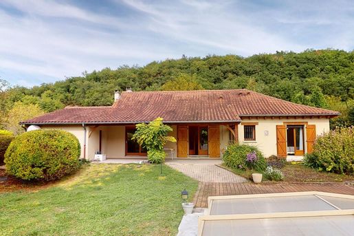 Maison 5 pièces 120 m² · à Montignac-Lascaux · 120 m² · 296 800 €