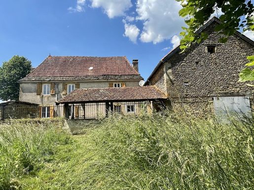 Maison 3 pièces 131 m² · à Montignac-Lascaux · 131 m² · 169 600 €