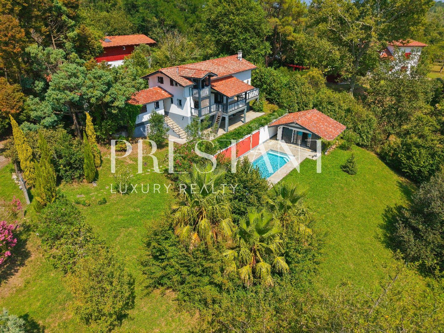Maison à vendre, 200m², Arbonne