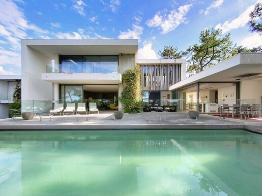 Maison 8 pièces 331 m² · à Anglet · 331 m² · 3 950 000 €