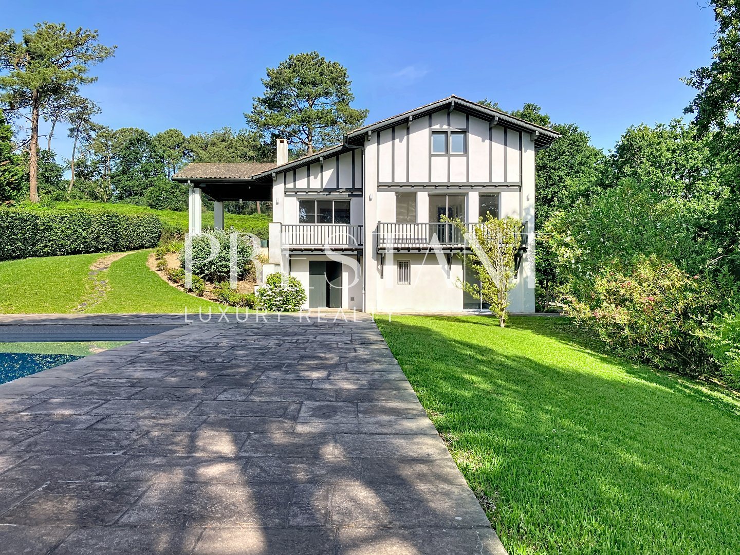 Maison à vendre, 330m², Bassussarry