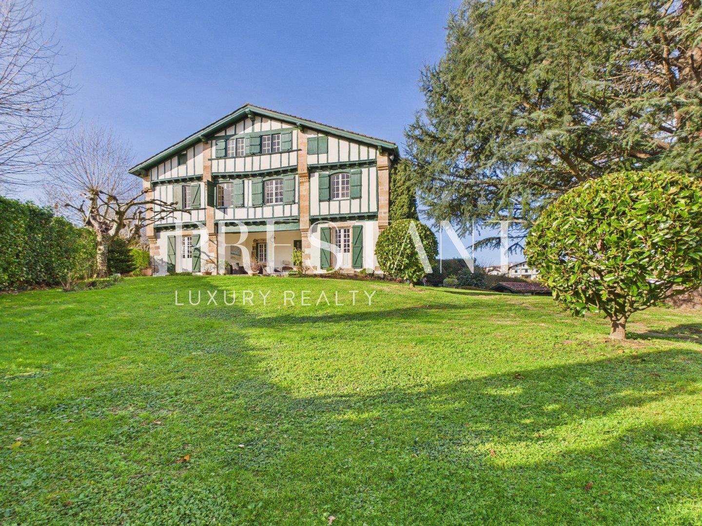 Maison à vendre, 650m², Sare
