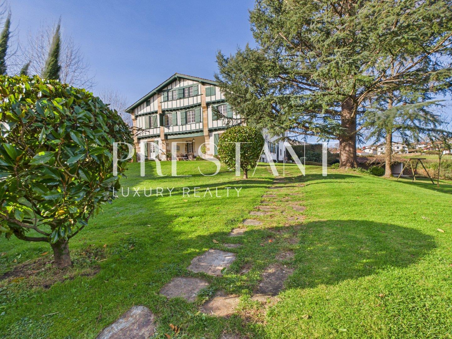 Maison à vendre, 650m², Sare