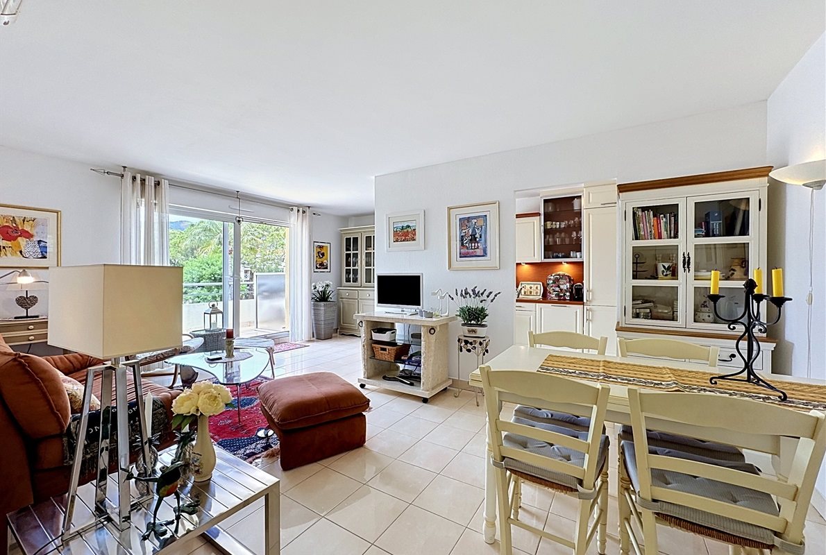 Appartement à vendre, 63m², Mandelieu-la-Napoule