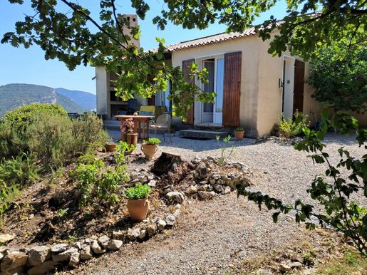 Maison 5 pièces 98 m² · à Mollans-sur-Ouvèze · 98 m² · 270 000 €