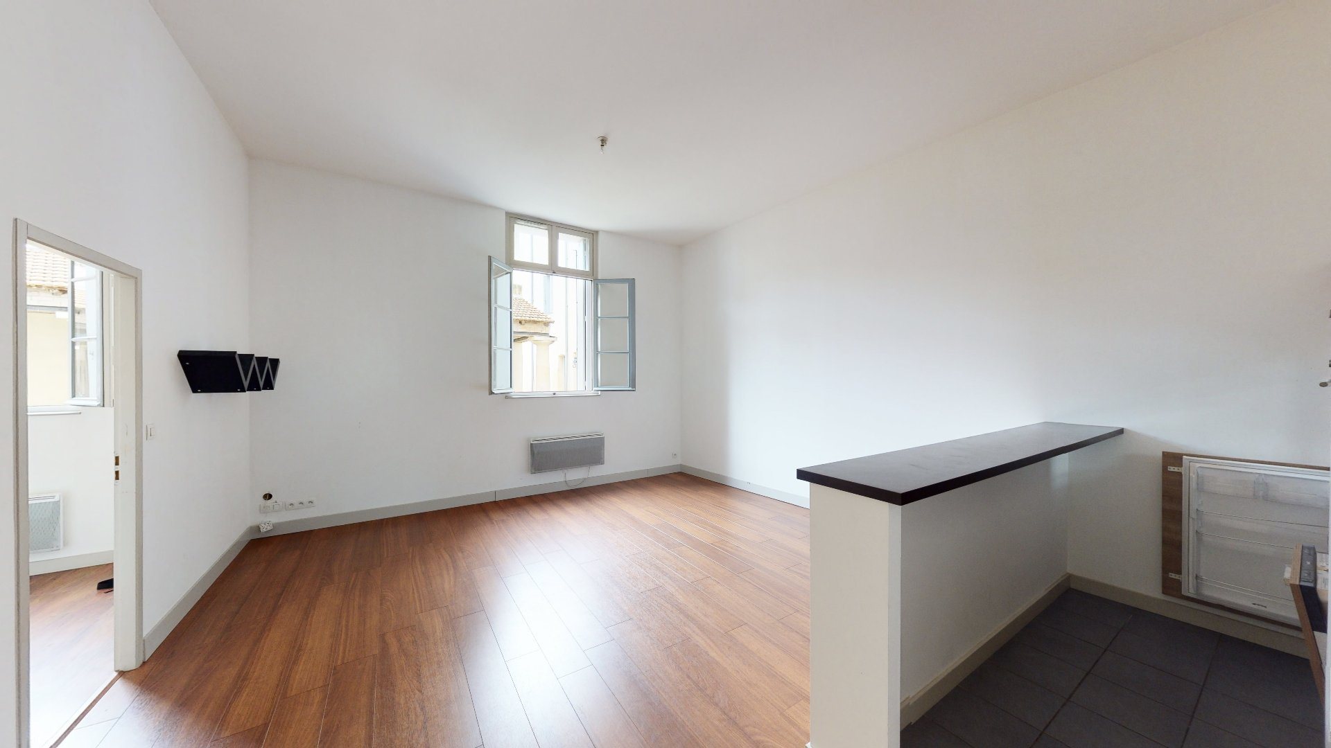 T2 53m² - Ecusson/Fac De Droit- Centre Historique - Montpellier. - Vue 3