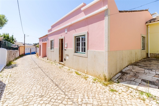 Casa Tradițională cu 3 Dormitoare în Inima Barão de São João