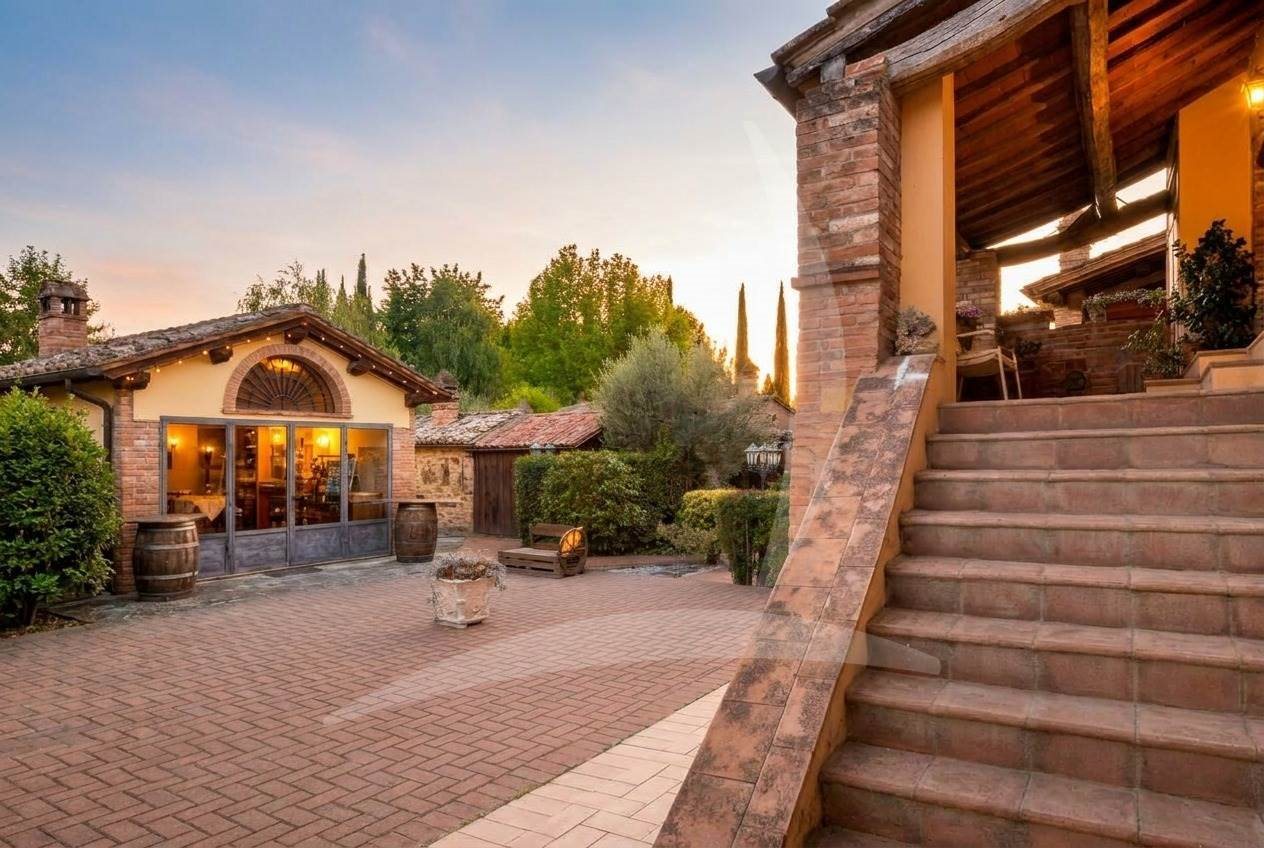 25 Bedrooms - Farmhouse - Umbria - For Sale - A1190ta86987