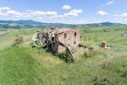 Radicofani (Siena) photo 2
