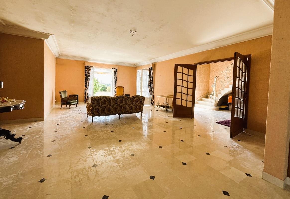 Maison à vendre, 265m², Confort-Meilars