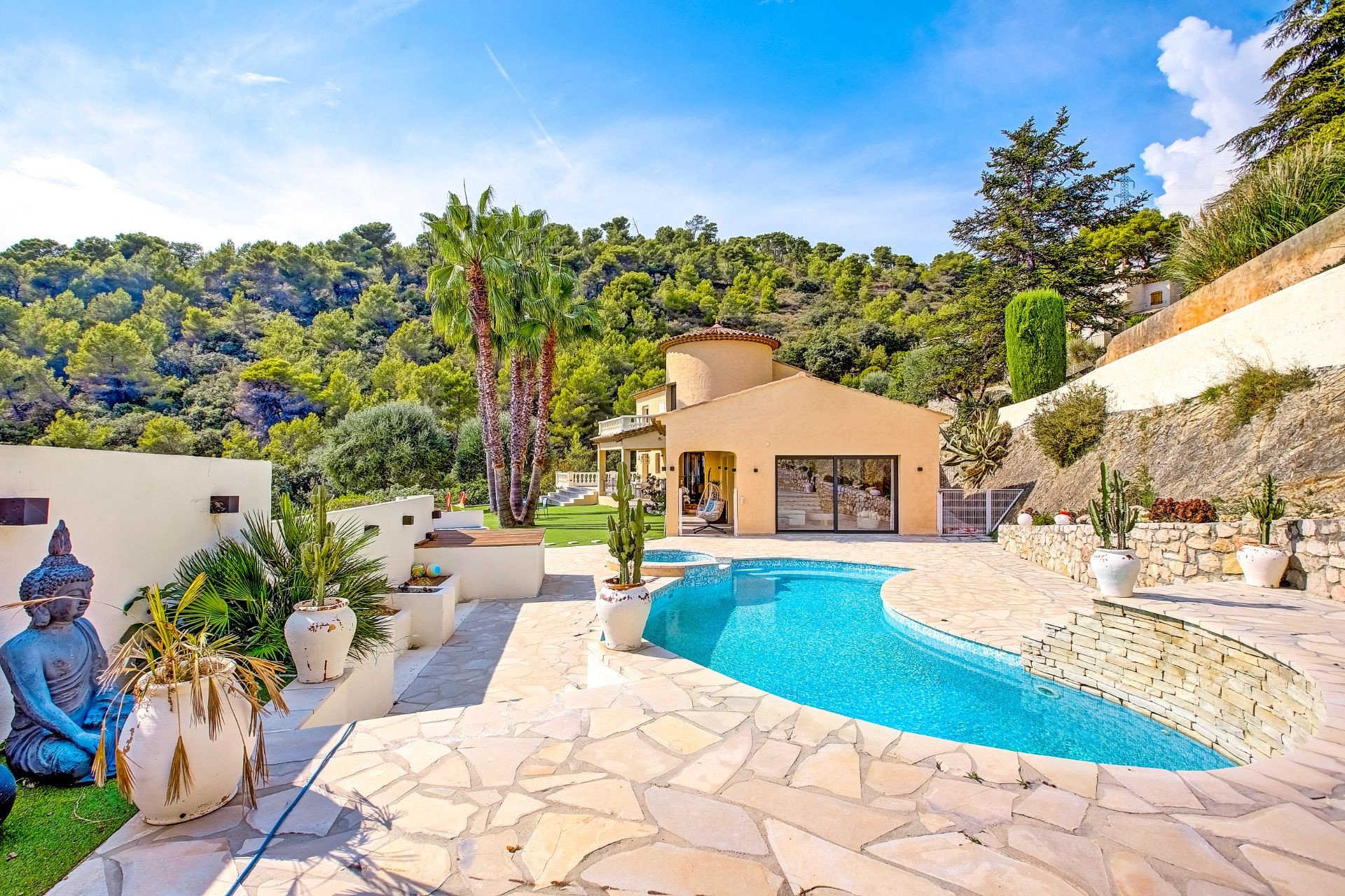 Maison à vendre, 300m², Tourrette-Levens