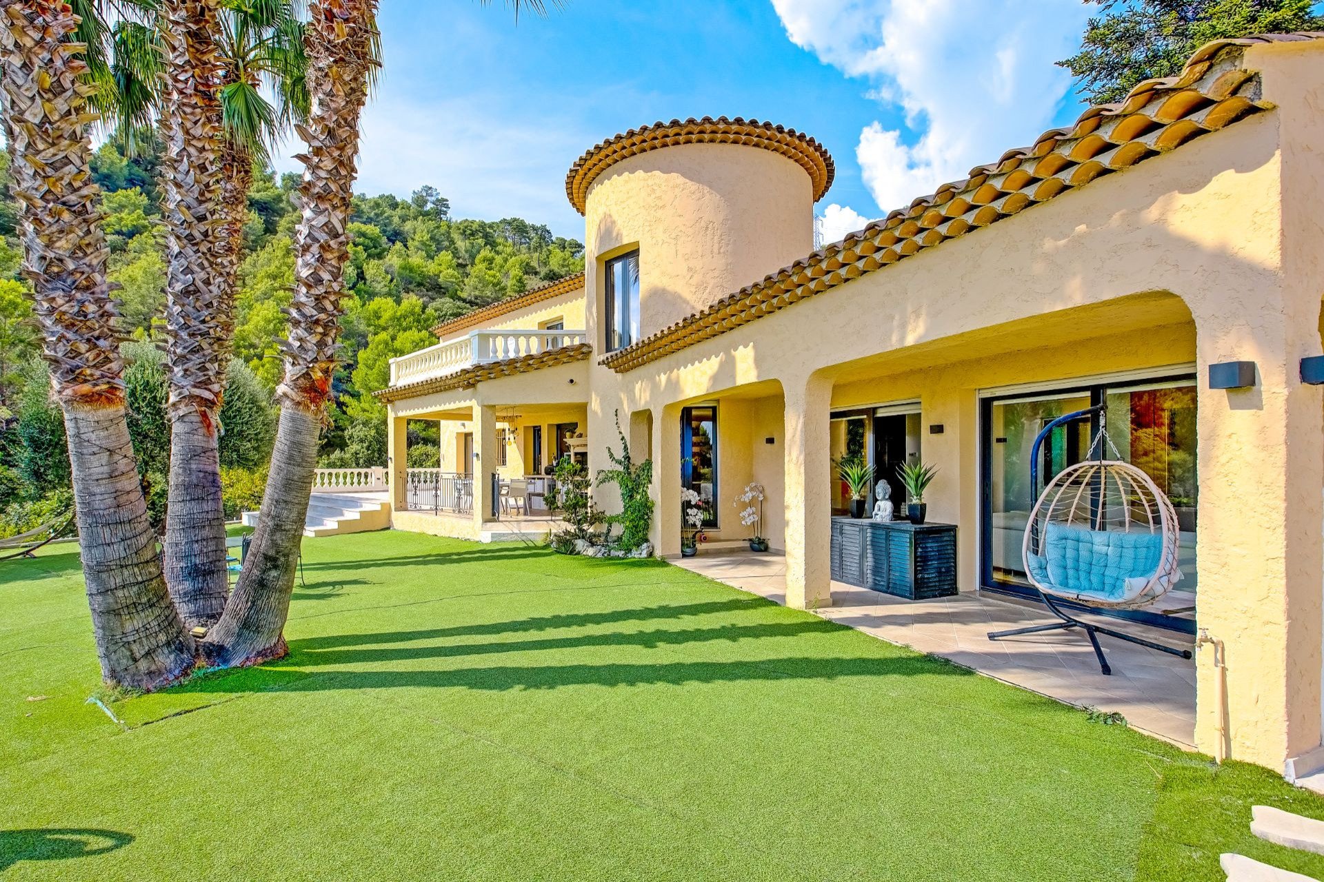 Maison à vendre, 300m², Tourrette-Levens