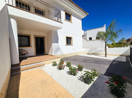 Advert pic 0