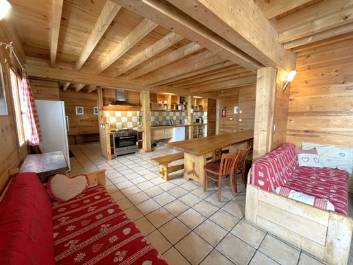 Appartement 8 pièces 144 m² · à Saint-Sorlin-d'Arves · 144 m² · 580 000 €
