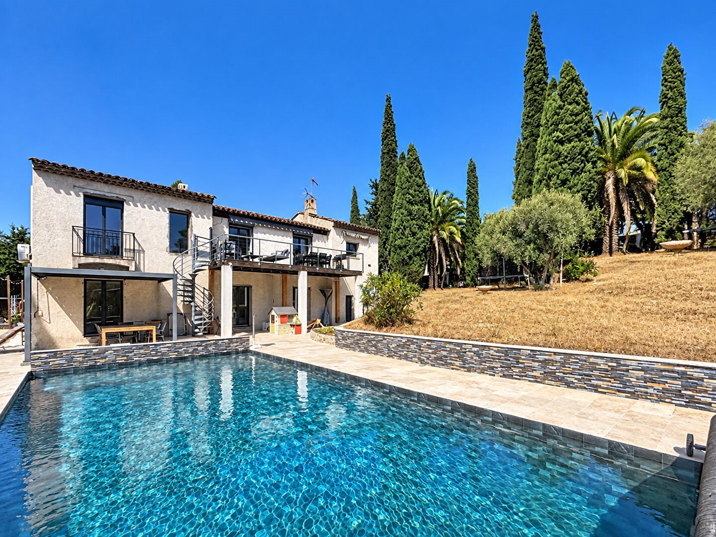 Maison à vendre, 155m², Fréjus