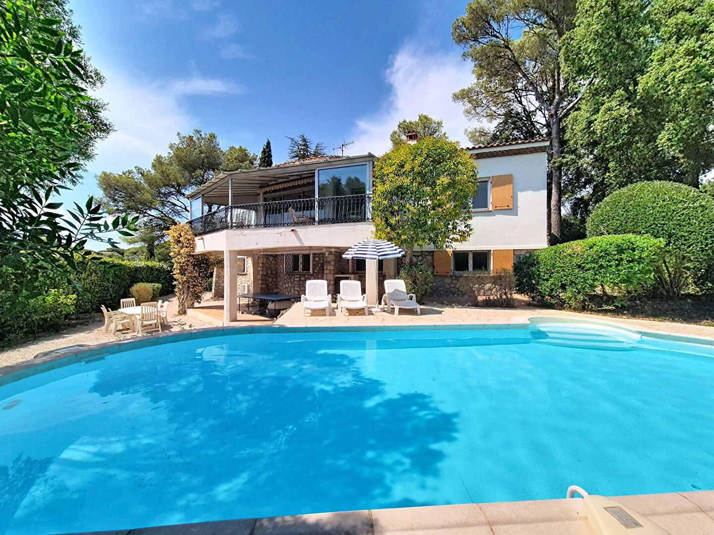 Maison à vendre, 151m², Fréjus