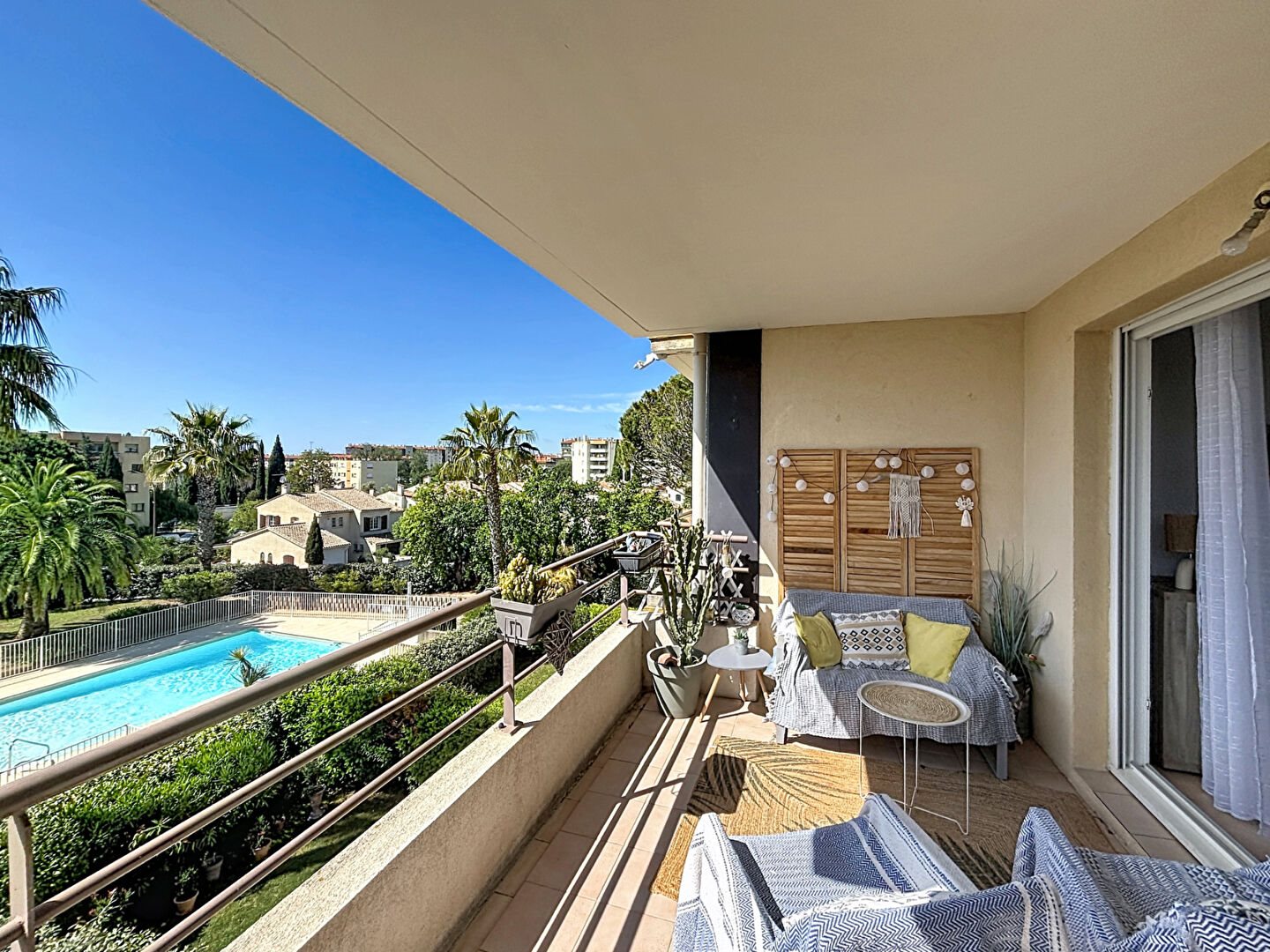 Appartement à vendre, 64m², Fréjus
