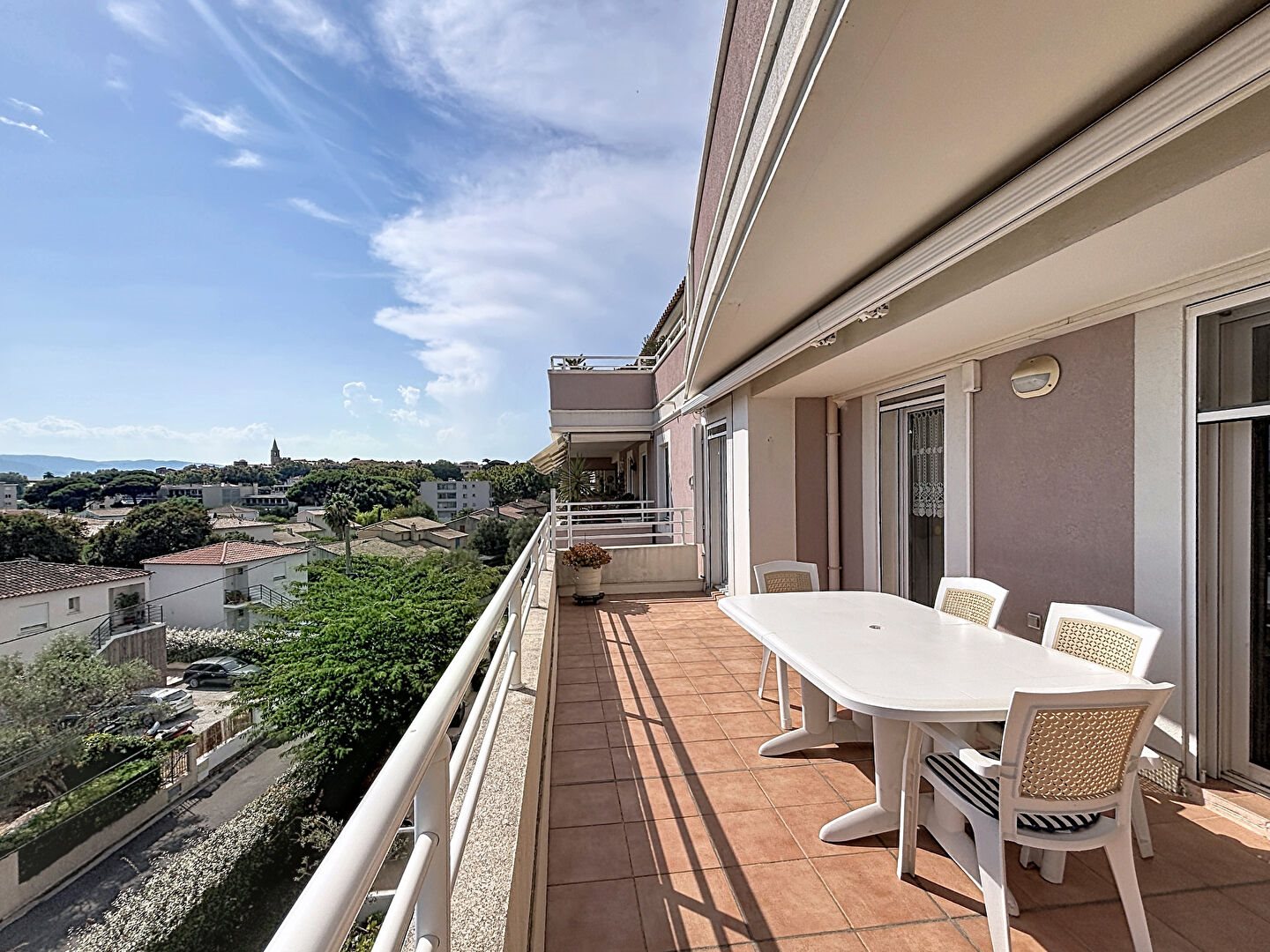 Appartement à vendre, 92m², Fréjus