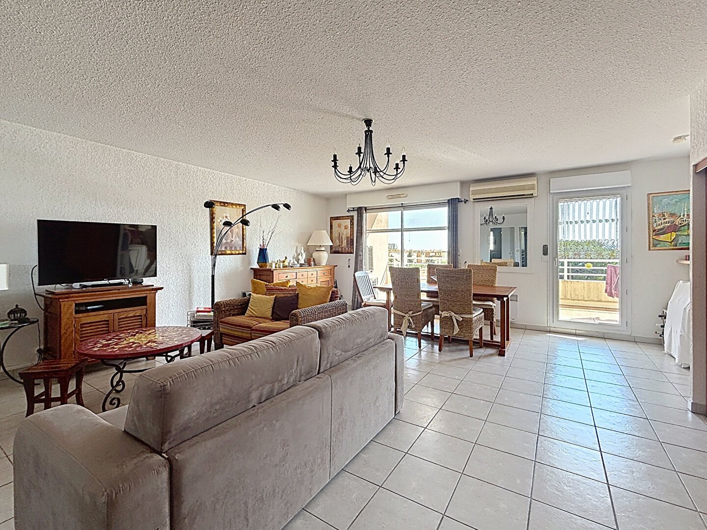 Appartement à vendre, 92m², Fréjus