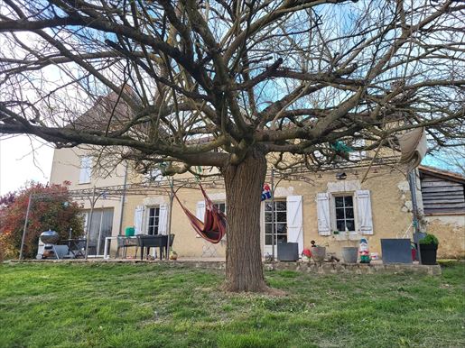 Valence-sur-Baïse (Gers) photo 2