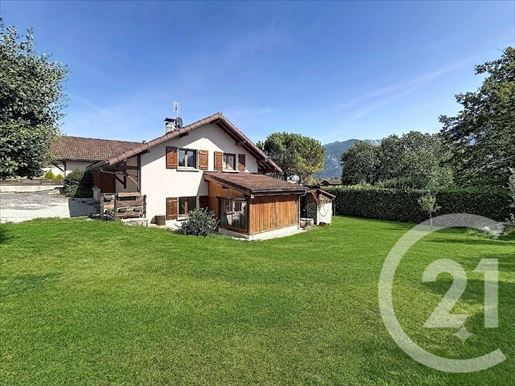 Maison 6 pièces 156 m² · à Thyez · 156 m² · 619 000 €