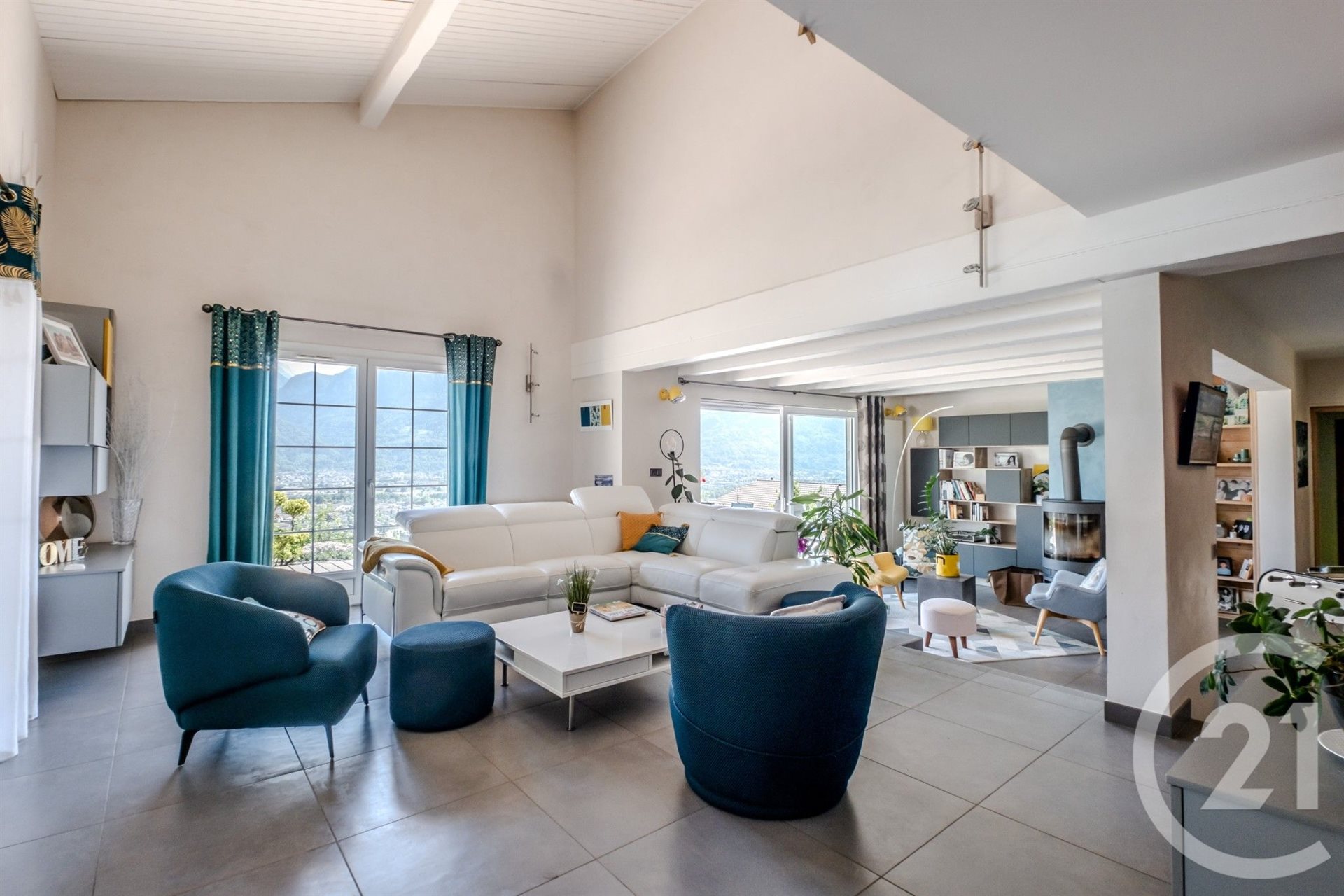 Maison à vendre, 337m², Thyez