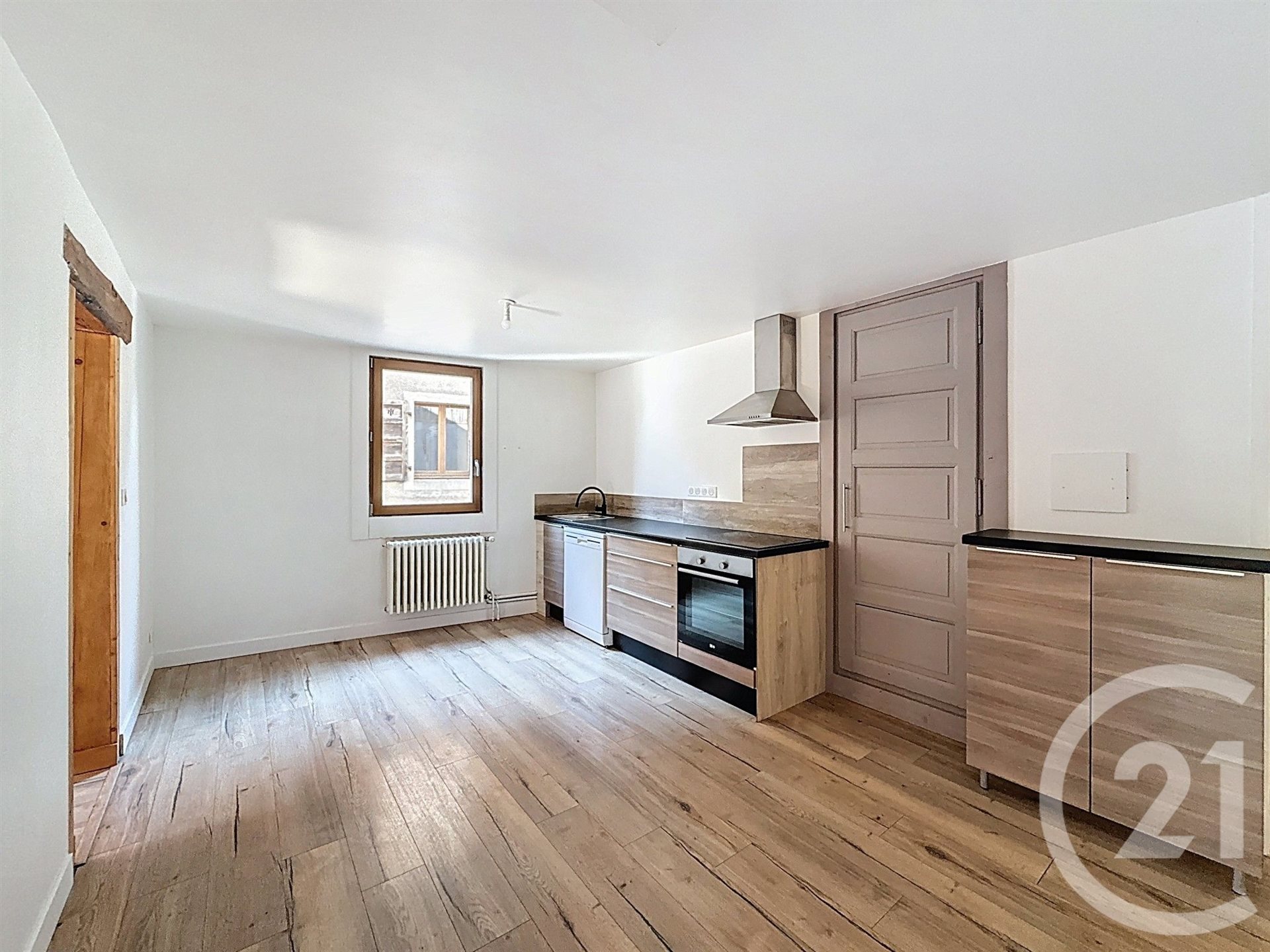 Appartement à louer, 133m², Taninges (Praz de Lys - Sommand)