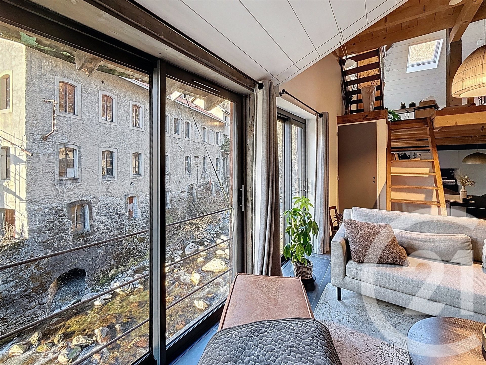 Maison à vendre, 137m², Taninges (Praz de Lys - Sommand)