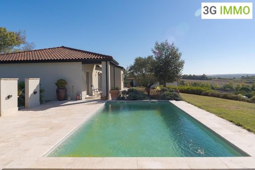 Maison 4 pièces 110 m² · à Caussade · 110 m² · 330 000 €