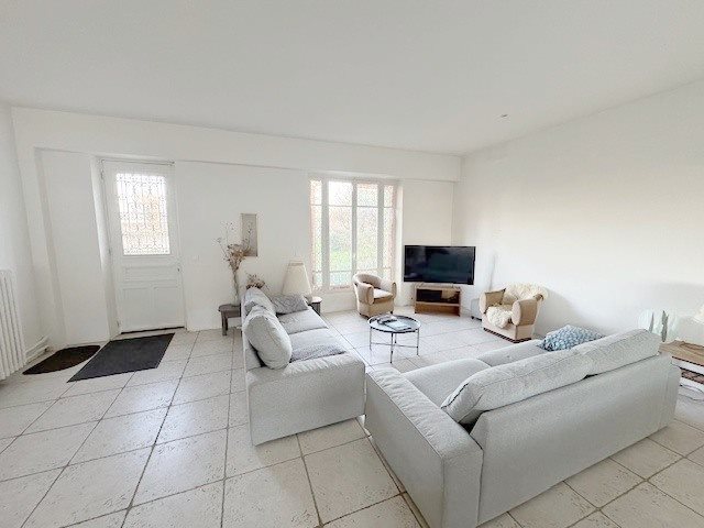 Maison à louer, 205m², Orgeval