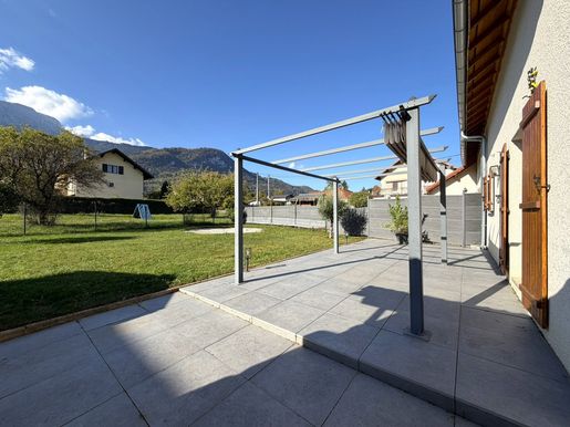 Maison 5 pièces 94 m² · à Marnaz · 94 m² · 319 000 €