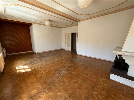 Appartement 4 pièces 118 m² · à Louhans · 118 m² · 155 900 €