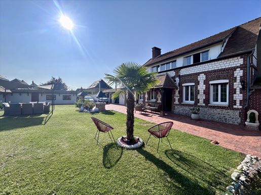 Maison 4 pièces 140 m² · à Saint-Pierre-lès-Elbeuf · 140 m² · 309 900 €